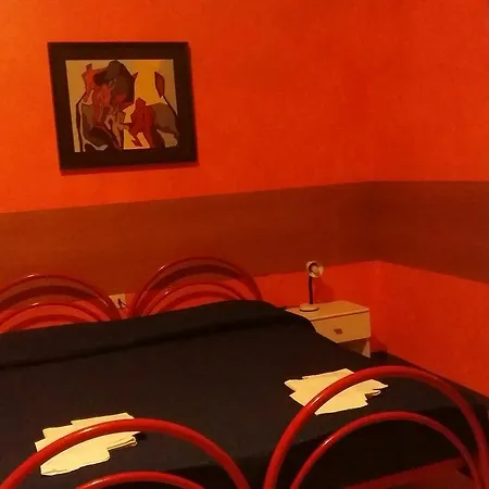 Отель Violetta *